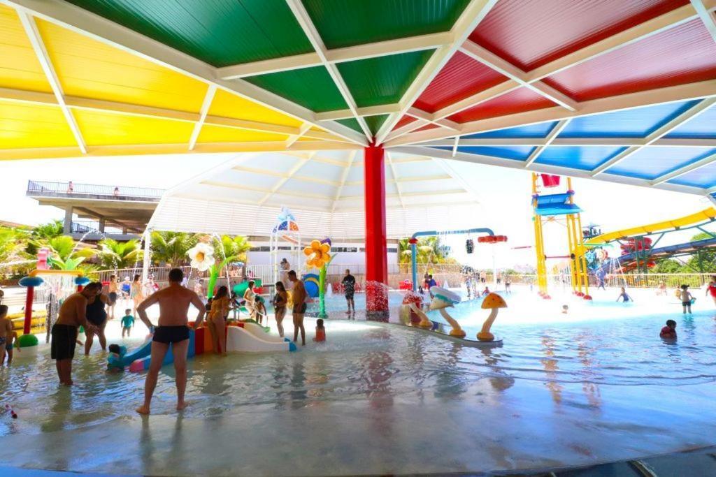 Villas Diroma, Ganhe Um Dia No Acqua Park, Splash E Slaide Калдас-Новас Экстерьер фото